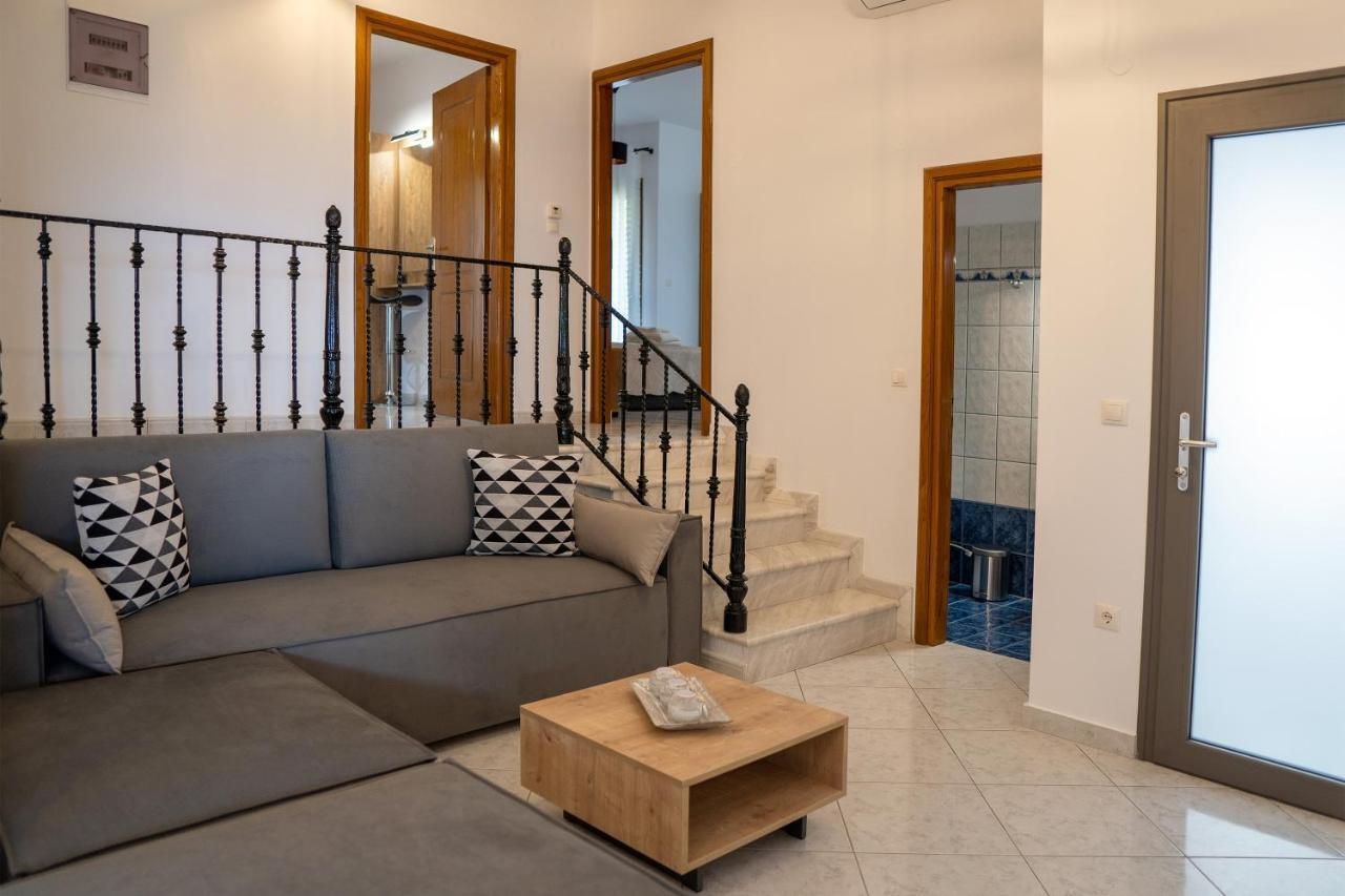 Sea View Apartment Grek Nea 4 Nea Roda Esterno foto