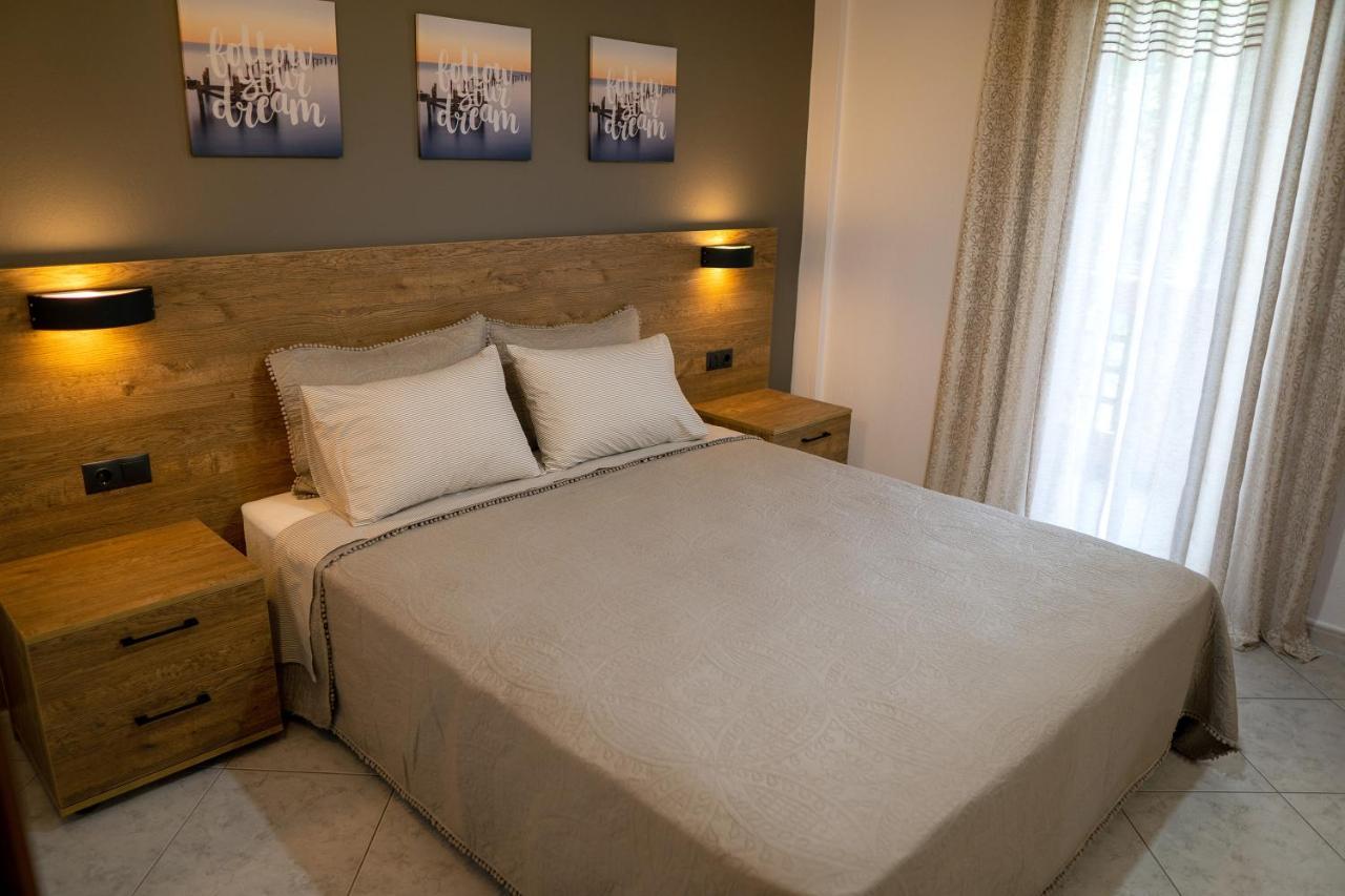Sea View Apartment Grek Nea 4 Nea Roda Esterno foto